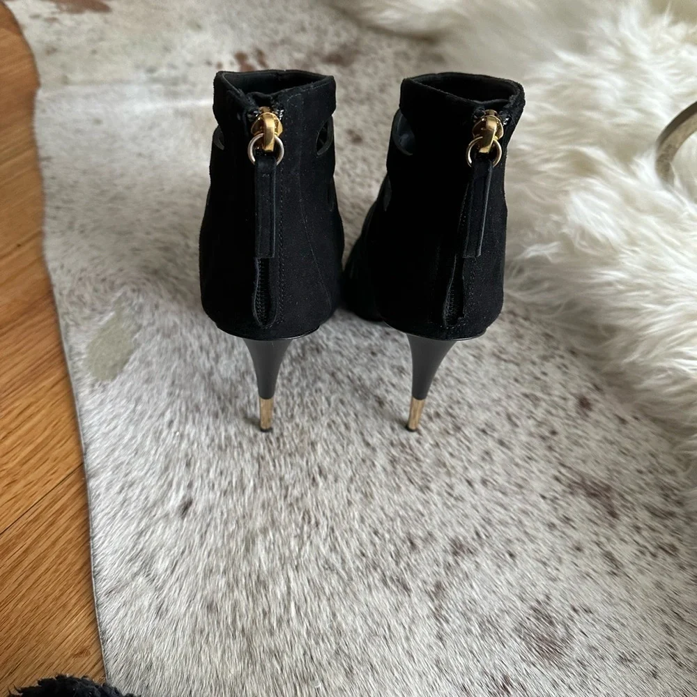 Giuseppe Zanotti booty , a must have a staple boot for your closet